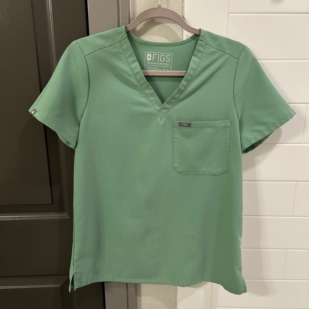 Rare FIGS SET Jade Limited Edition Small Catarina Top, Med Livingston